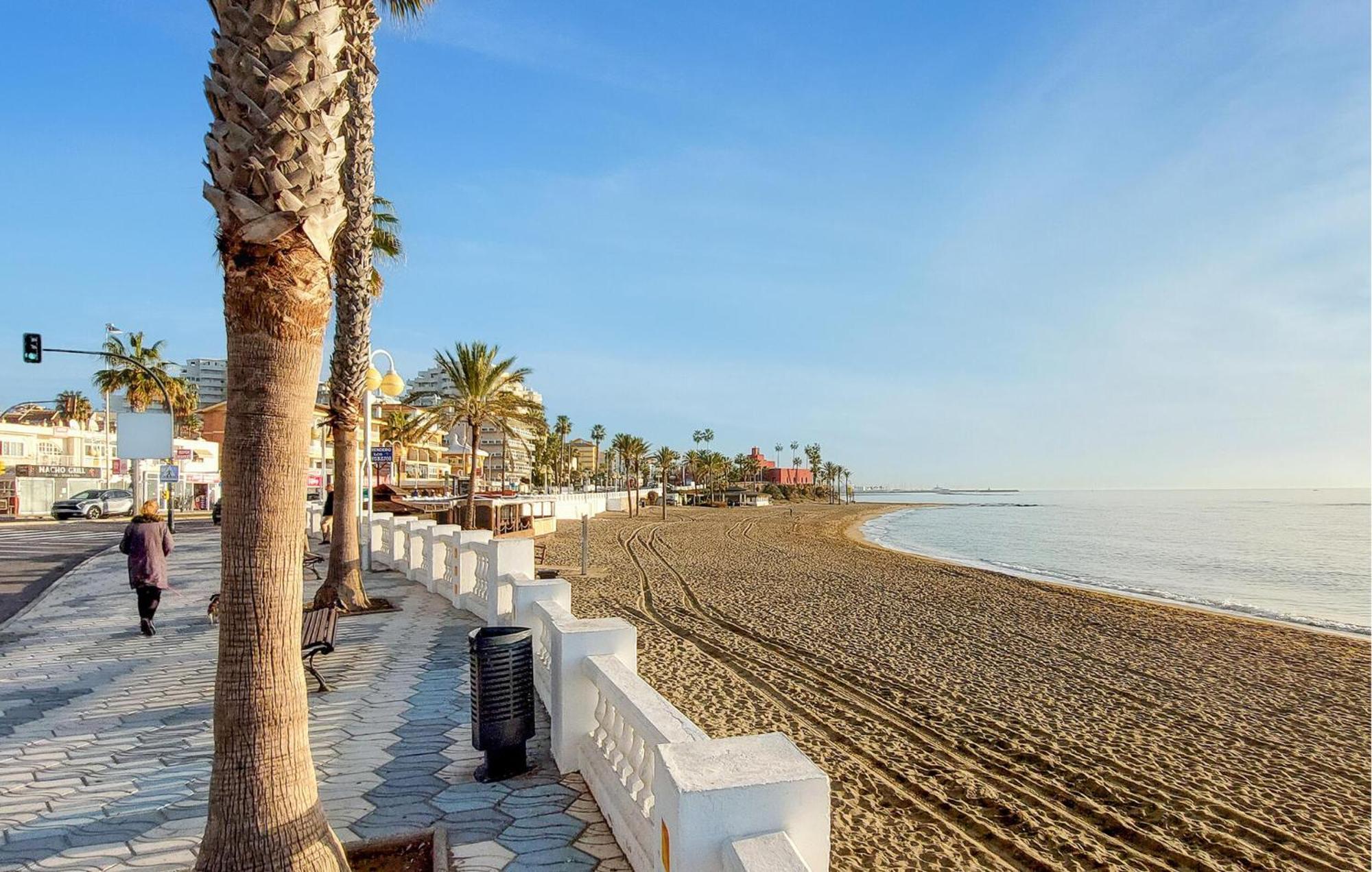 Cozy In With Swimming Pool Benalmadena